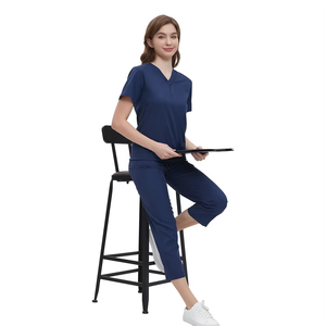 Low MOQ Short Sleeved V-neck Hospital Nurse Uniform <b>Set</b> Customized Basic Split Medical <b>Scrubs</b> <b>Set</b> - Product Image 5