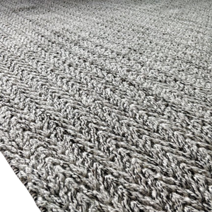 Handcrafted Silk and Wool Braided Dot Pattern Area Rug Low Pile Luxury Living <b>Room</b> <b>Carpet</b> - Product Image 3