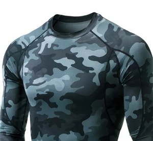 Vente en gros de Rash Guards de MMA et BJJ pour hommes, vierges, personnalisables avec logo imprimé, à compression, UPF50 anti-UV, sublimés et effet délavé - Product Image 6