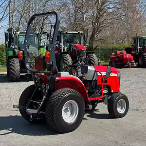 Tracteur à roues marcheuses Massey Ferguson 1735M, 40 CV, diesel, 4 roues motrices, usage agricole - Product Image 3