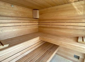 Pod de bien-être extérieur prêt pour l'hiver |   Revêtement en <span class=keywords><strong>bois</strong></span> bicolore, chauffage électrique et toit <span class=keywords><strong>plat</strong></span> |   Conception de jardin/bord de piscine - Product Image 4