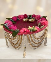 Mandap de mariage traditionnel, table de prière décorative extérieure, accessoire de scène suspendu floral perlé, pour cérémonie et événement, fait main, artificiel