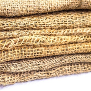 Tissu de jute 100% pour la construction et le durcissement du béton, emballage des piliers, utilisé au GCC et en Arabie Saoudite, poids 5 oz - Product Image 3