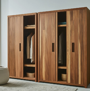 Un ensemble de placards en bois rustiques et modernes avec portes coulissantes fluides et poignées encastrées intégrées, disponible à prix de gros. - Product Image 1