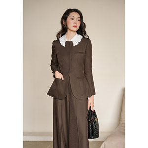 Blazer Antiestático de Manga Larga para Mujer, Color Marrón Sólido, Sin Cuello, Corte Entallado, con Puños en Contraste Desmontables, Ropa de Oficina LYDIA - Product Image 1