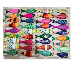 ของตกแต่งรูปปลาไม้พรีเมียม สไตล์ทะเล ทำจากไม้ธรรมชาติ จำหน่ายจำนวนมากสำหรับผู้ค้าปลีกและผู้ให้บริการระดับโลก วันนี้เลย! - Product Image 1