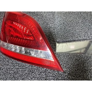 Luz Trasera Izquierda Usada Equus 924013N000 - Product Image 2