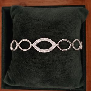 Bracelet Chaîne Géométrique Élégant en Argent Sterling 925 avec Diamants Taille Marquise, Bijou Fin pour Femme, Idéal Soirée et Mariage - Product Image 5