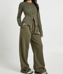 Conjunto de Sudadera y Pantalones Deportivos de Algodón para Mujer, Logotipo Personalizado, OEM ODM, Fabricante de Ropa al por Mayor de Marca Privada - Product Image 3