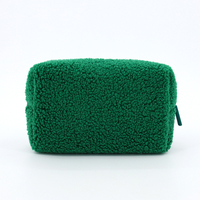 Sac de maquillage en velours matelassé portable et tendance avec logo personnalisé multicolore, motif brodé, sac de rangement pour articles de toilette