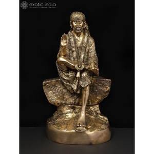 Statue élégante de sculpture en laiton Sai Baba de 24 pouces pour la décoration intérieure ou l'espace de méditation - Product Image 2