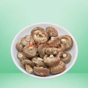 Tranches entières de champignons shiitake cultivés et lyophilisés |   Snack végétalien sain à saveur umami naturelle, prêt à consommer, en vrac, OEM Vietnam - Product Image 2