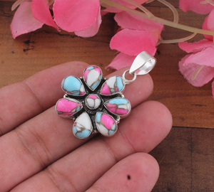 SHREE JAIPUR SILVER Pendentif Fleur Vintage Bohème en Argent Sterling 925 avec Pierre Composée Turquoise 'Cotton Candy' Fin - Product Image 1