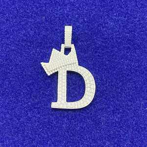 Maßgefertigter Iced-Out D-Buchstaben-Anhänger VVS1 D-Farbe Moissanit Hip-Hop Kronen-Namensschild Schmuck - Product Image 2