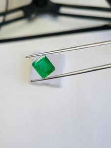 Natural Emerald Octagon Cut Gemstone AAA Grade IGI Certified 2.41cts 9.3x7.9mm Green Color Superb Luster Perfect <b>Polishing</b> - Product Image 3