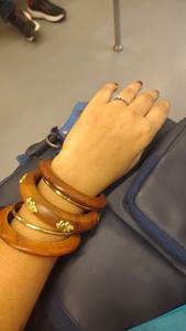 Brazalete de Madera Natural para Mujer, Hecho a Mano, Tallado, con Adornos en Tono Dorado, Estilo Boho, Accesorio de Moda para Bodas - Product Image 6