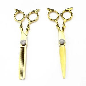Tijeras de Peluquería Profesionales Japonesas 440 de Alta Gama, Tijeras Cruzadas para Corte y Entresacado de Cabello, Doradas - Product Image 2