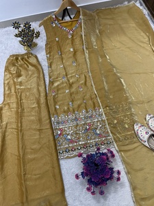 Ensemble de salwar kameez en soie traditionnel pour femmes, style indien pakistanais, brodé, coupe ample, tenue de mariage - Product Image 5