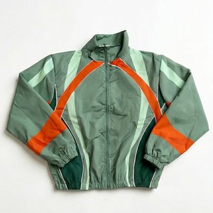 Conjunto Deportivo de Alta Gama Personalizado para Hombre, Chaqueta Cortavientos Ligera y Ecológica de Poliéster, Resistente al Agua - Product Image 4