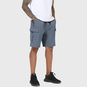Shorts cargo gris pour homme, séchage rapide, longueur genou, taille élastique avec cordon de serrage, pantalon décontracté d'été - Product Image 1