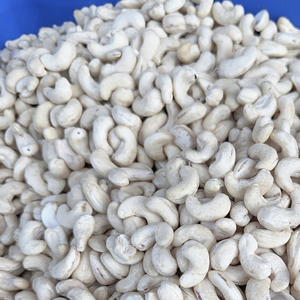 Trusted Supplier Organic Cashew <b>Nuts</b> Wholesale Ww180 Ww210 Good Quality Import Cashew <b>Nuts</b> From Vietnam From Santigo Vietnam - Product Image 1