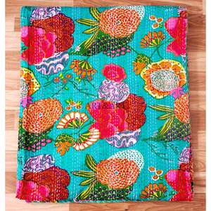 Colcha Kantha Étnica Vintage Hecha a Mano en Rajastán, India, Colcha Kantha de Algodón Cosida a Mano, Colcha de Retazos para Hotel - Product Image 6
