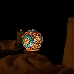Farol Bohemio Artesanal de Madera de Mango con Mosaico de Vidrio Colorido al por Mayor - Product Image 4