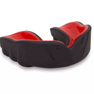 Protège-dents de sécurité sportive pour la boxe, le MMA, le football, le rugby et l'entraînement athlétique avec un ajustement confortable - Product Image 4