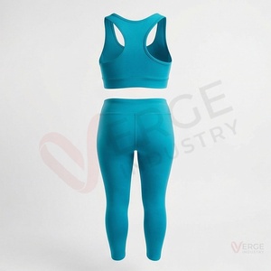 Ensemble 2 pièces de yoga pour femme, bleu marine côtelé, composé d'un crop top à manches longues et d'un short taille haute, avec décolleté carré et bretelles spaghetti - Product Image 2