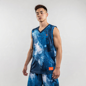 Uniforme de Baloncesto Sublimado 100% Poliéster, Uniforme de Baloncesto Personalizado con Sublimación Completa, Uniforme de Baloncesto Clásico para Clubes y Equipos - Product Image 6