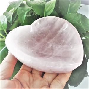 Cristal sculpté à la main Quartz Rose Cendrier en forme de coeur Pierre précieuse rose naturelle Bols de roches Reiki Artisanat en pierre semi-précieuse - Product Image 2