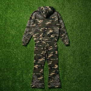 Conjunto Deportivo de Camuflaje para Hombre, Chaqueta y Pantalones con Bordado de Hojas de Diamantes de Imitación, Ropa Deportiva Personalizada de Primera Calidad - Product Image 5
