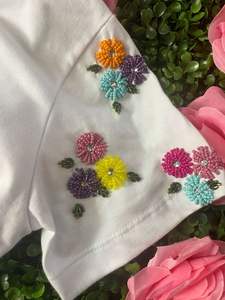 Débardeur côtelé blanc en coton pour femme avec col orné de strass colorés, sans manches, pour l'été, les fêtes et le quotidien, fournisseur en gros - Product Image 5