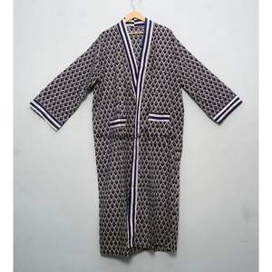 Hermosas batas kimono de algodón 100% suave, vestido kimono de algodón con estampado floral indio, kimono de algodón, el más vendido, regalos para mujeres, ropa de estar por casa. - Product Image 2