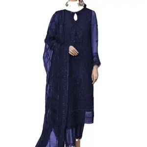 洗練された2024年のファッション: ブランドのパキスタン & インドのドレス。一流の品質と重い刺繍で知られています。