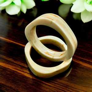 กำไลข้อมือรูปไข่ทำจากกระดูกธรรมชาติแบบดั้งเดิม เป็นมิตรกับสิ่งแวดล้อม งานแฮนด์เมด แฟชั่นโบฮีเมียน สไตล์ชนเผ่า สำหรับผู้หญิง ใช้ตกแต่ง - Product Image 2