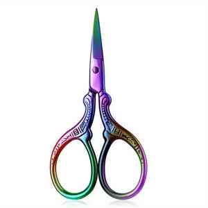 Ciseaux à broder de style vintage, ciseaux à coudre pour le point de croix, la broderie et les travaux manuels, avec logo et couleur personnalisés - Product Image 3