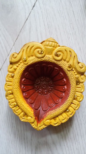 Lámpara de Aceite Portátil Hecha a Mano de Cerámica con Forma Redonda, Centro Rojo y Azul, para Actividades Religiosas y Decoración del Hogar, Duradera - Product Image 6