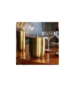 Seau à glace traditionnel en laiton pour une décoration de bar classique, avec un design antique, une construction durable et un intérieur isolé. - Product Image 1
