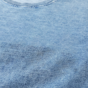 Sweat-shirt col rond en denim ZPB personnalisé, broderie chenille, sororité et fraternité grecques, unisexe, coton premium, lavage vintage - Product Image 2