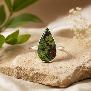 แหวนพลอยแจสเปอร์เลือดมังกรธรรมชาติ เงินแท้ 925 ประดับแบบ Bezel Setting แหวนของขวัญสำหรับผู้หญิง พร้อมใบรับรองจากผู้ตรวจสอบอิสระ - Product Image 3