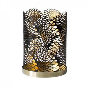 Elegante Portavelas de Metal con Diseño de Patrón Intrincado para Ideas de Decoración de Hogar de Lujo - Product Image 2