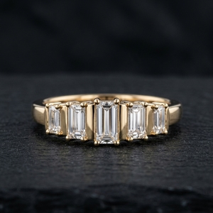 Bague de mariage éternelle en émeraude en or jaune/rose 10k 14k 18k avec diamant taille émeraude cultivé en laboratoire - Product Image 2
