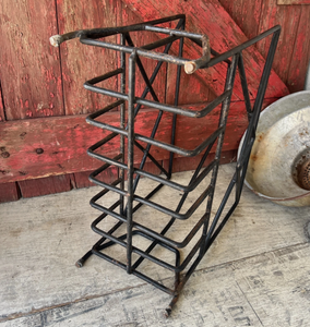 Traditional Indian Handicraft Rustic Wire Mesh Organizer Caddy <b>for</b> Living Room OEM Industrial Style Metal Desktop and Flooral - Product Image 4