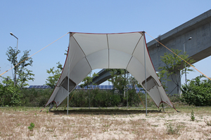 Abri tunnel CAMPTOWN gris, bâche étendue imperméable monocouche pour usage estival et toutes saisons en extérieur - Product Image 2