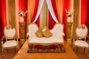 Canapé Trône de Mariage Indien du Sud pour Roi et Reine, Ensemble Personnalisé de 2 Places pour Couple, Achat de Canapé avec Chaises pour Mariage - Product Image 5