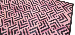 Tapis patchwork moderne en cuir de vachette rose et noir fait à la main en cuir véritable cheveux sur tapis de zone de fourrure pour la décoration intérieure - Product Image 3