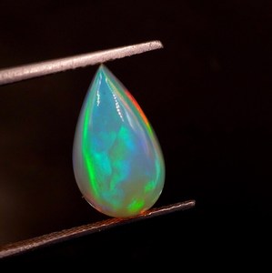 โอปอลเอธิโอเปียสีขาวธรรมชาติทรงลูกแพร์แบบคาโบชอง น้ำหนัก 2.00 กะรัต พร้อมสีเปลี่ยนแปลง - Product Image 5