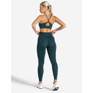 Nouveau soutien-gorge de sport ajustable et respirant pour femme adulte, ultra-extensible, avec détail dos découpé et logo frontal, pour un maintien optimal - Product Image 6