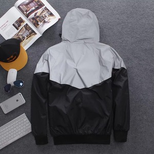 Veste d'hiver à capuche pour homme, style décontracté, coupe-vent, fermeture éclair, color block, noir et blanc, extérieur en nylon, doublure en polyester - Product Image 5